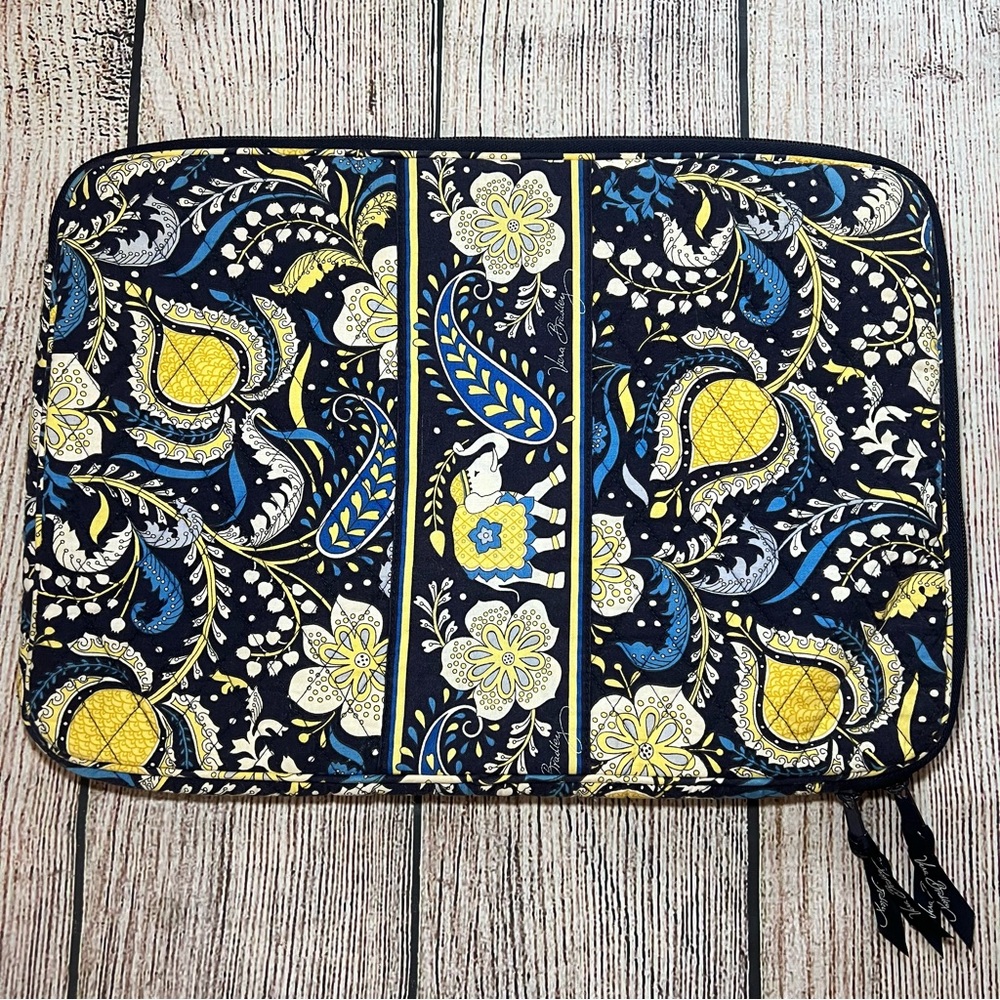 Vera Bradley ELLIE BLUE Elephant Print‎ Laptop Case Y2K Retired Office 17”x12”